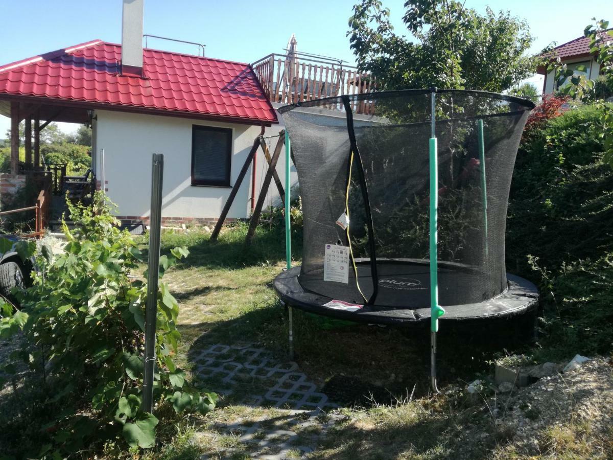Penzion Nad Jezerem Pavlov Eksteriør billede
